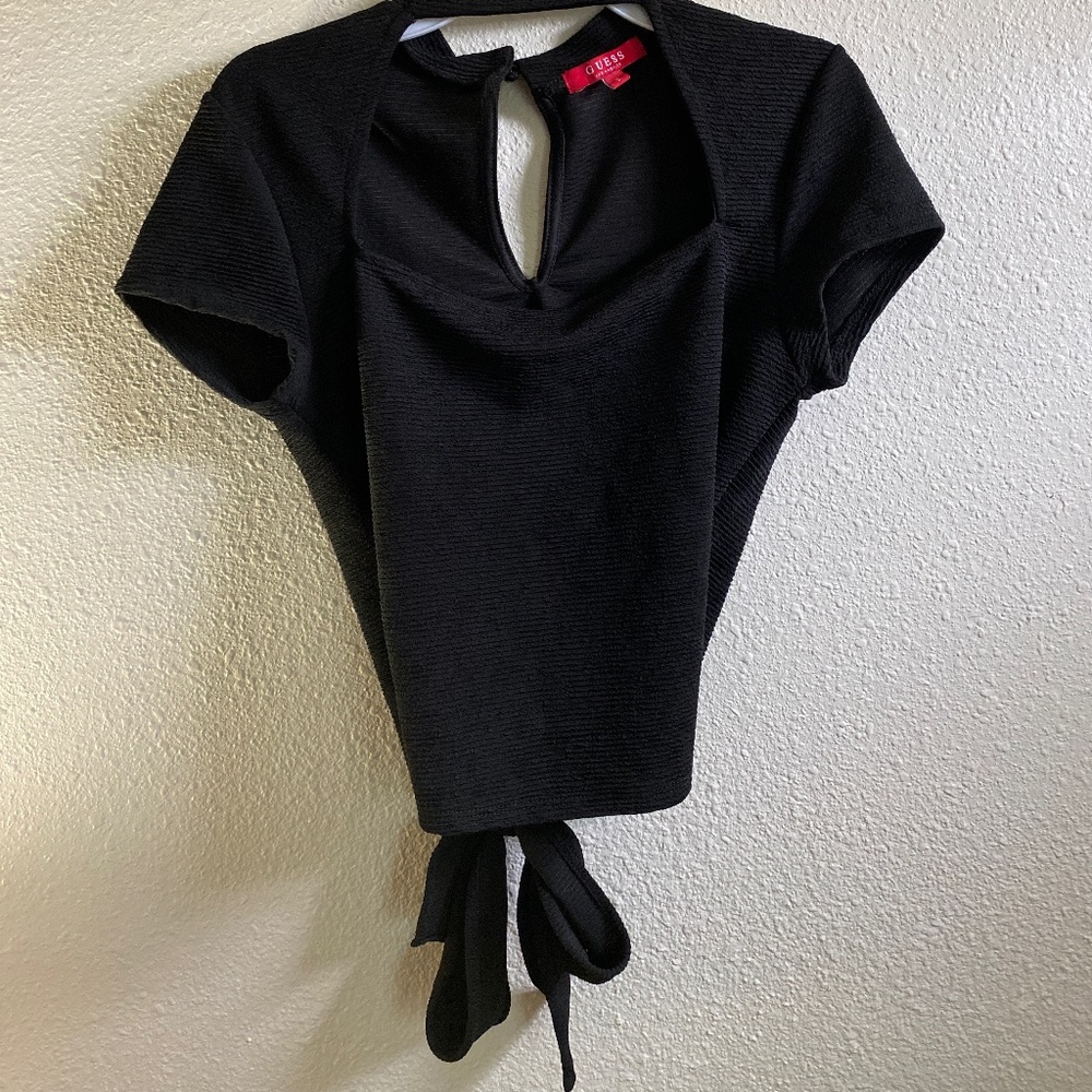 Guess top